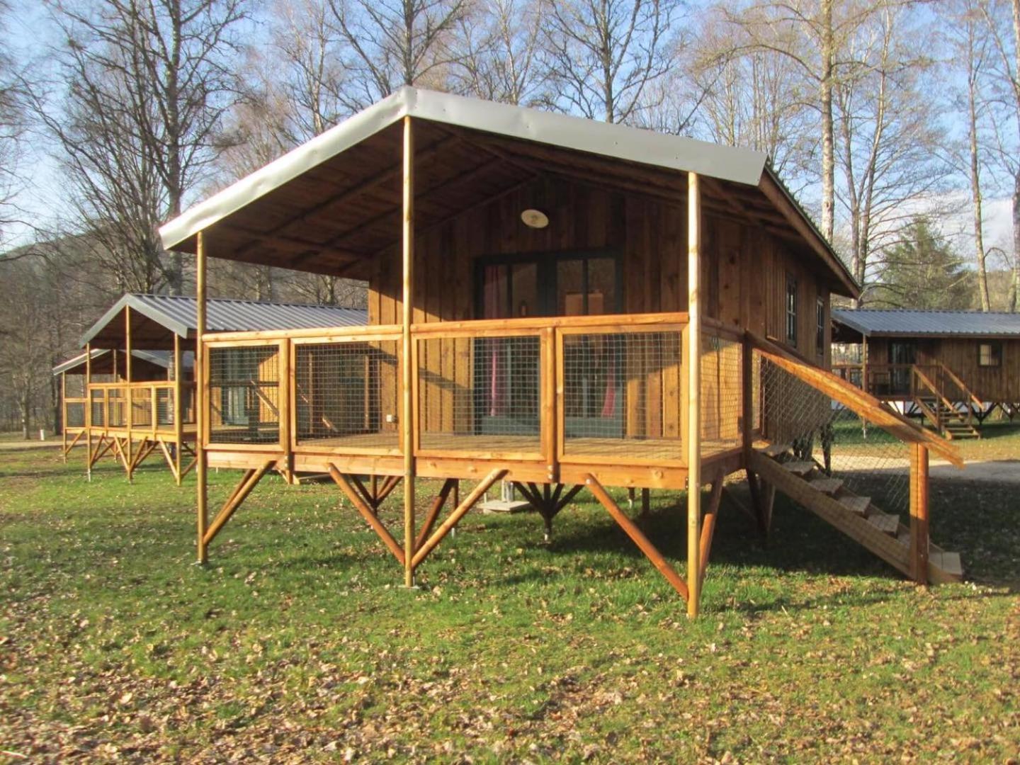 Camping La Borie Basse Condat  Exterior photo