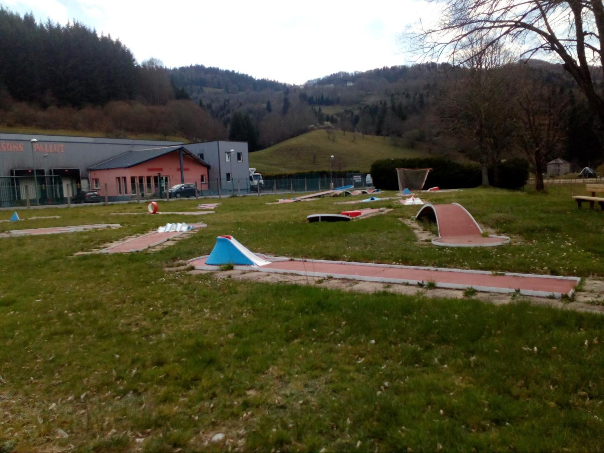 Camping La Borie Basse Condat  Exterior photo